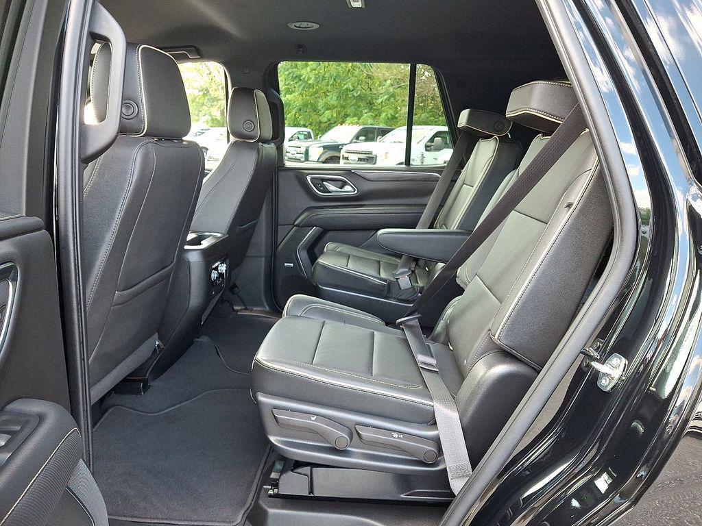 used 2022 GMC Yukon car, priced at $48,000