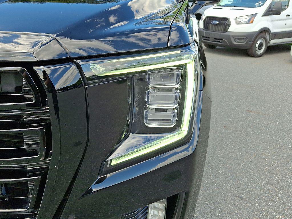 used 2022 GMC Yukon car, priced at $48,000