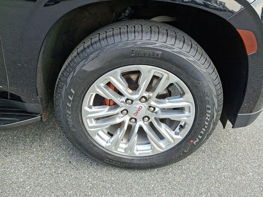 used 2022 GMC Yukon car, priced at $48,000