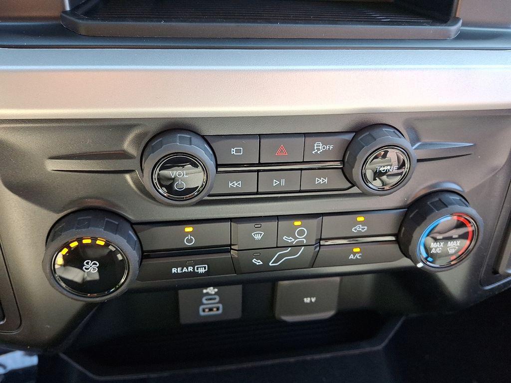 new 2025 Ford F-250 car, priced at $67,000