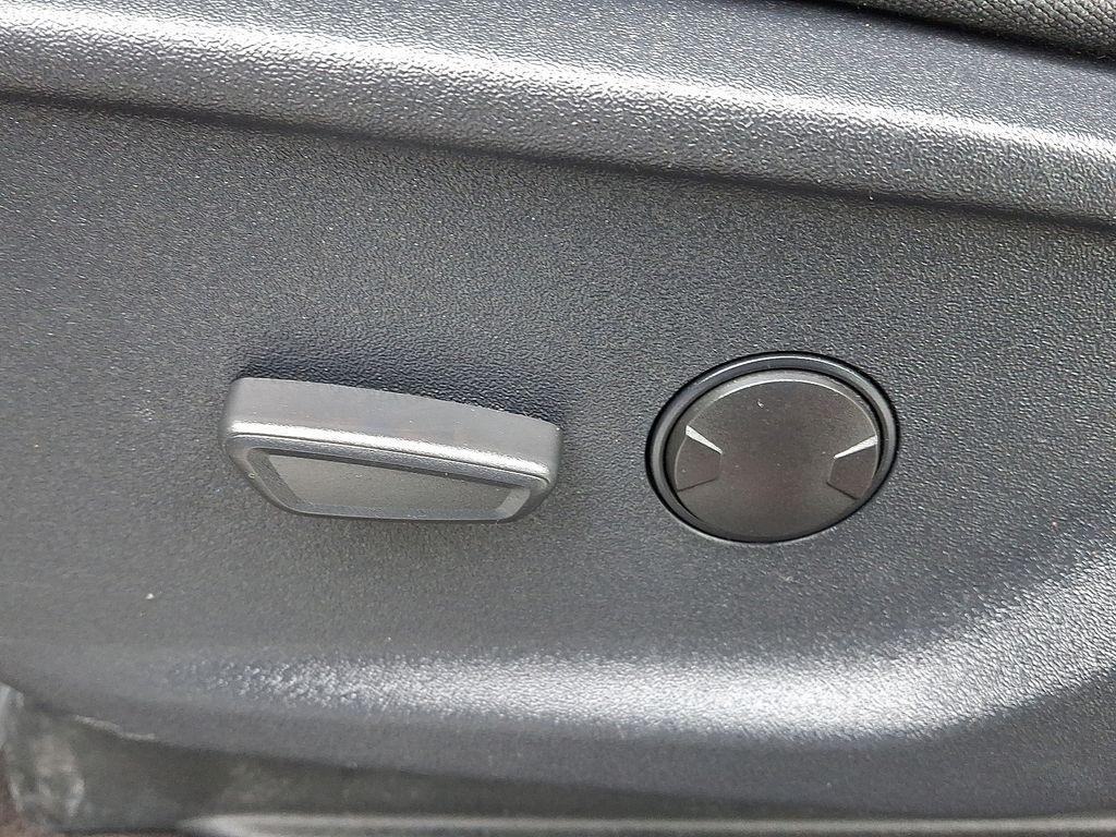 used 2022 Ford F-150 car, priced at $37,000
