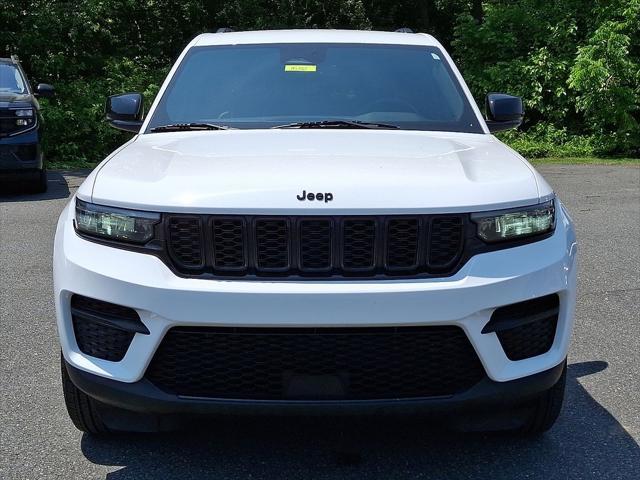 used 2024 Jeep Grand Cherokee car, priced at $31,500