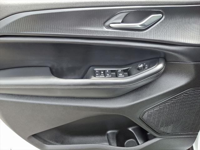used 2024 Jeep Grand Cherokee car, priced at $33,500