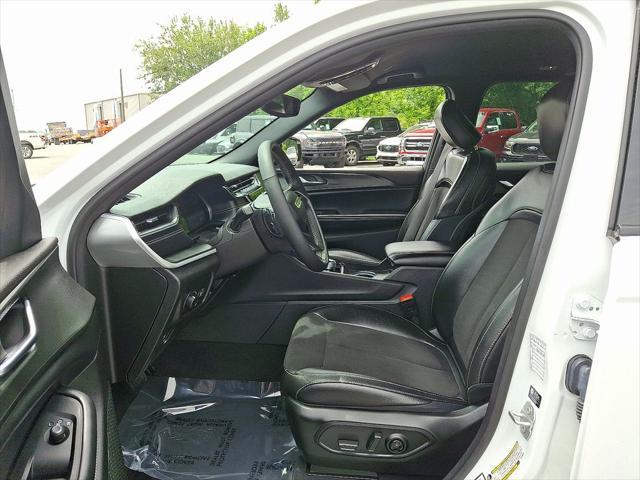 used 2024 Jeep Grand Cherokee car, priced at $33,500