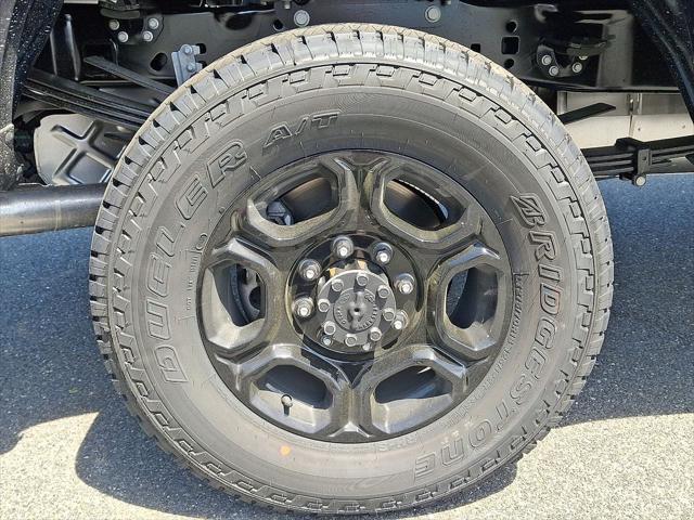 new 2025 Ford F-350 car, priced at $62,415