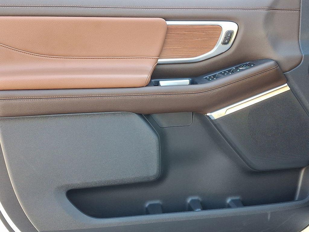new 2025 Ford Expedition Max car, priced at $90,590