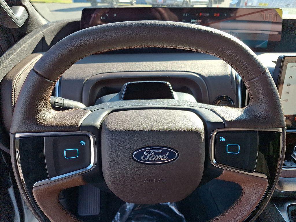 new 2025 Ford Expedition Max car, priced at $90,590