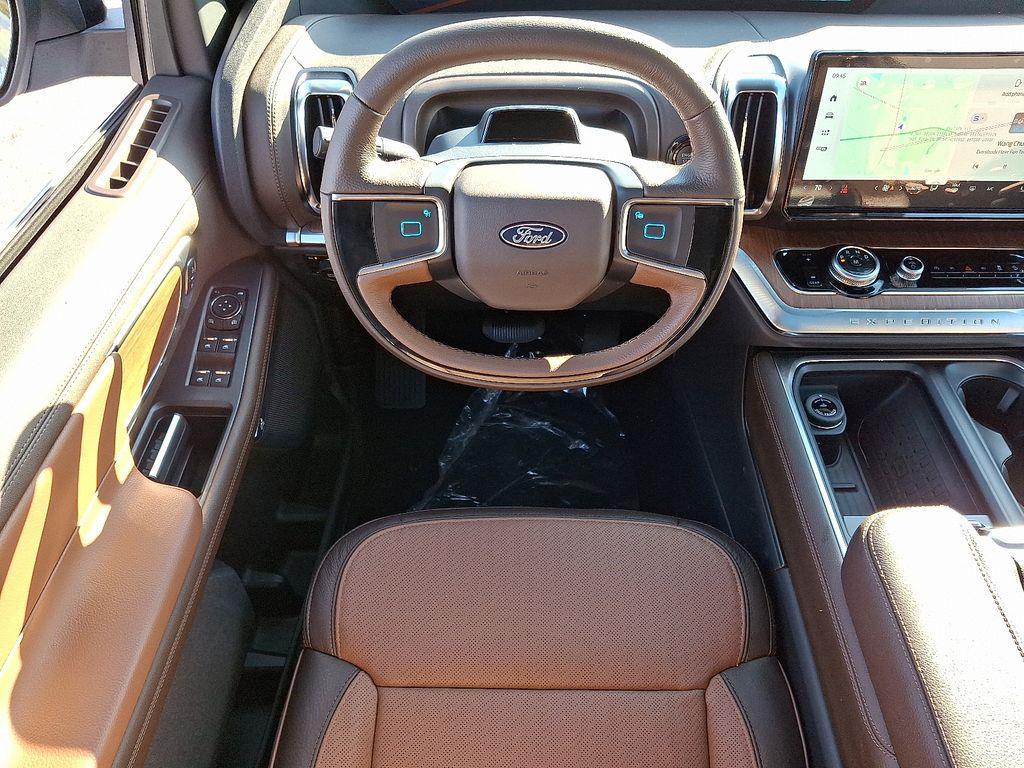 new 2025 Ford Expedition Max car, priced at $90,590