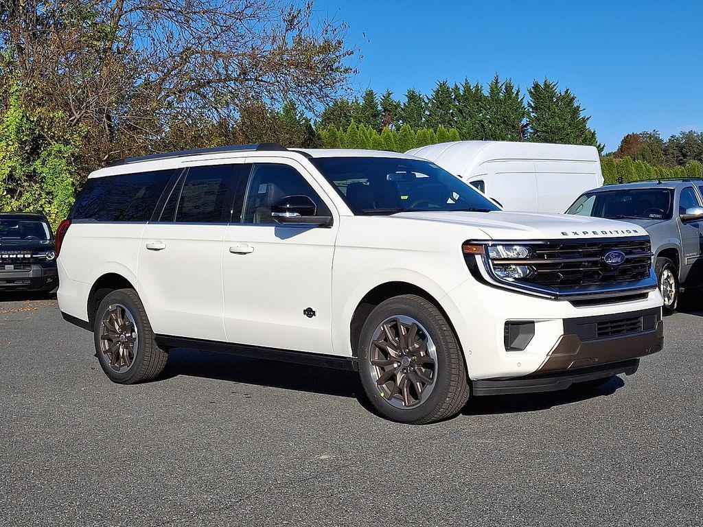 new 2025 Ford Expedition Max car, priced at $90,590