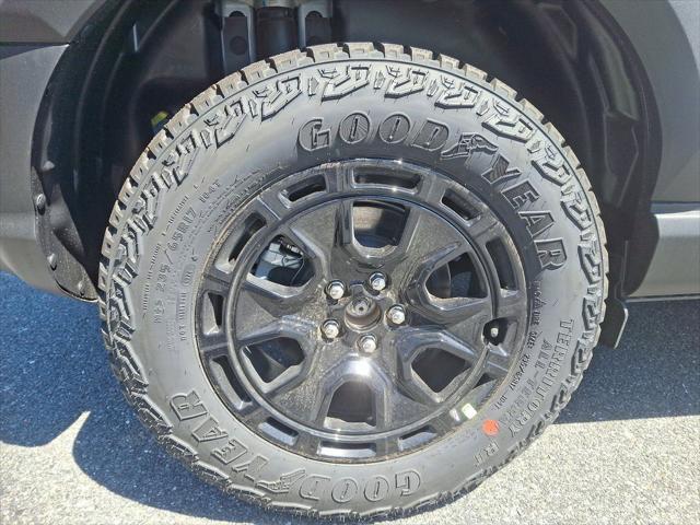 new 2025 Ford Bronco Sport car, priced at $39,400