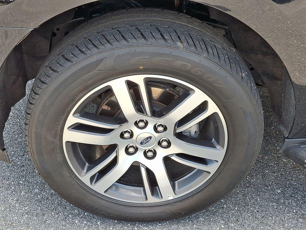used 2024 Ford Expedition car, priced at $50,000