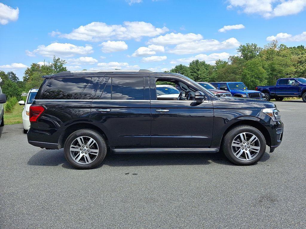 used 2024 Ford Expedition car, priced at $50,000