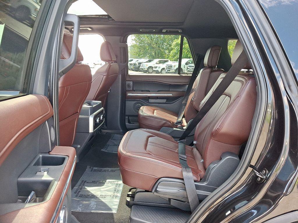 used 2024 Ford Expedition car, priced at $50,000