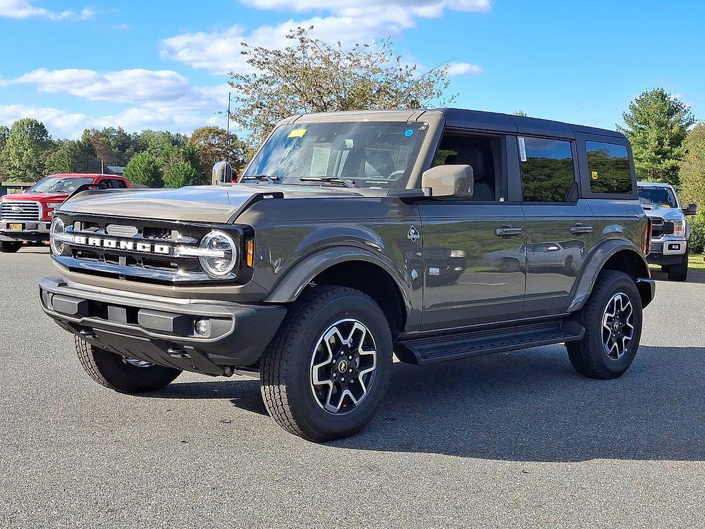 new 2025 Ford Bronco car, priced at $49,500