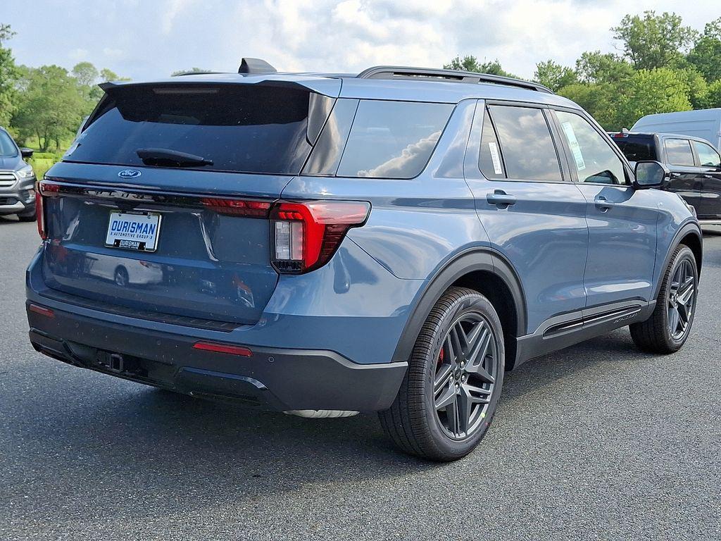 new 2025 Ford Explorer car, priced at $49,850
