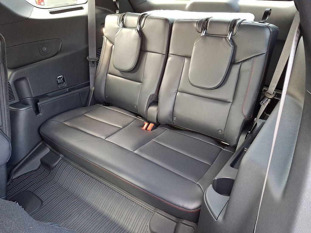 new 2025 Ford Explorer car, priced at $49,850