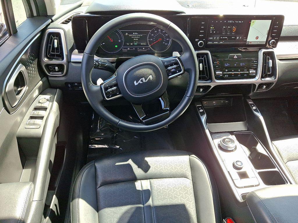 used 2022 Kia Sorento Hybrid car, priced at $25,500