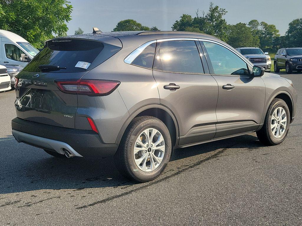 new 2024 Ford Escape car, priced at $26,000