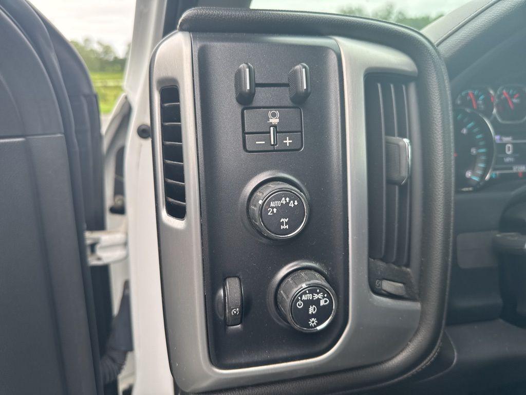 used 2017 GMC Sierra 1500 car, priced at $27,000