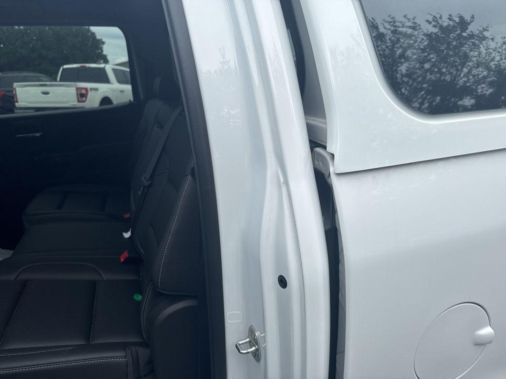 used 2017 GMC Sierra 1500 car, priced at $27,000