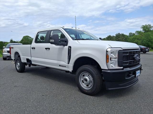 new 2025 Ford F-250 car, priced at $62,500
