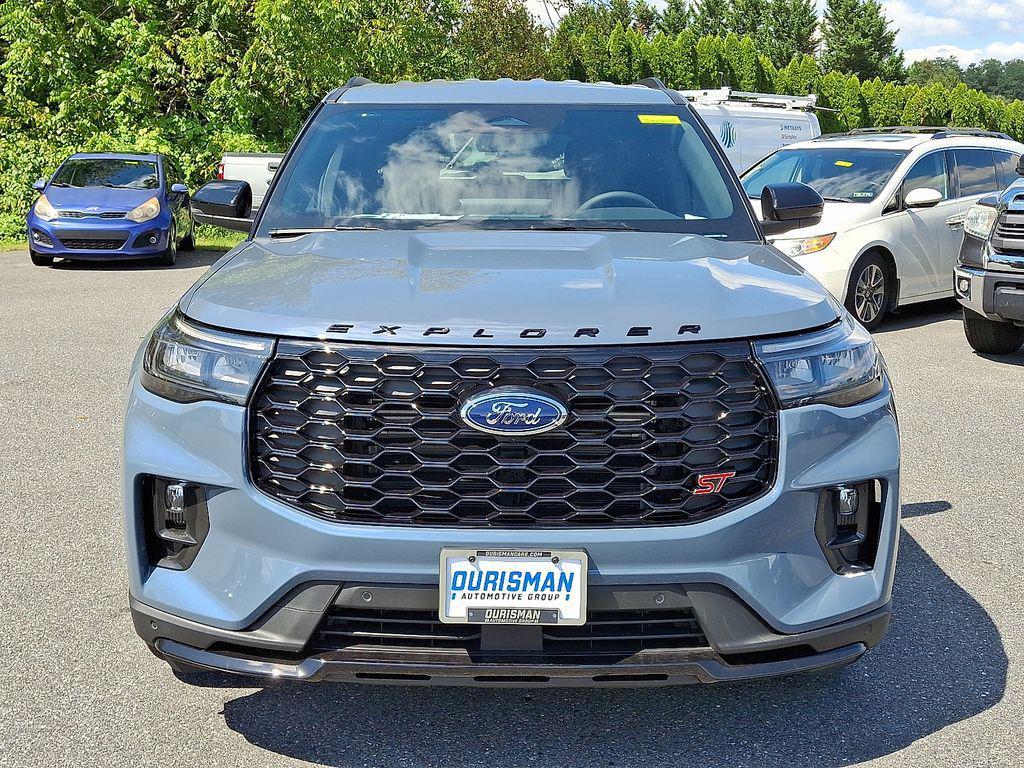new 2025 Ford Explorer car, priced at $55,500