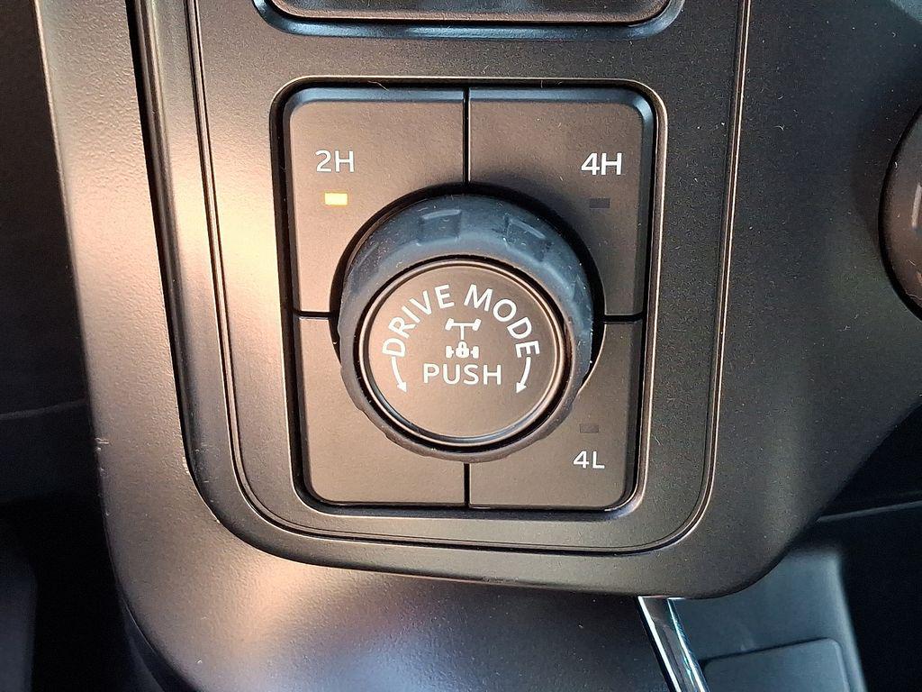 new 2025 Ford F-150 car, priced at $46,000