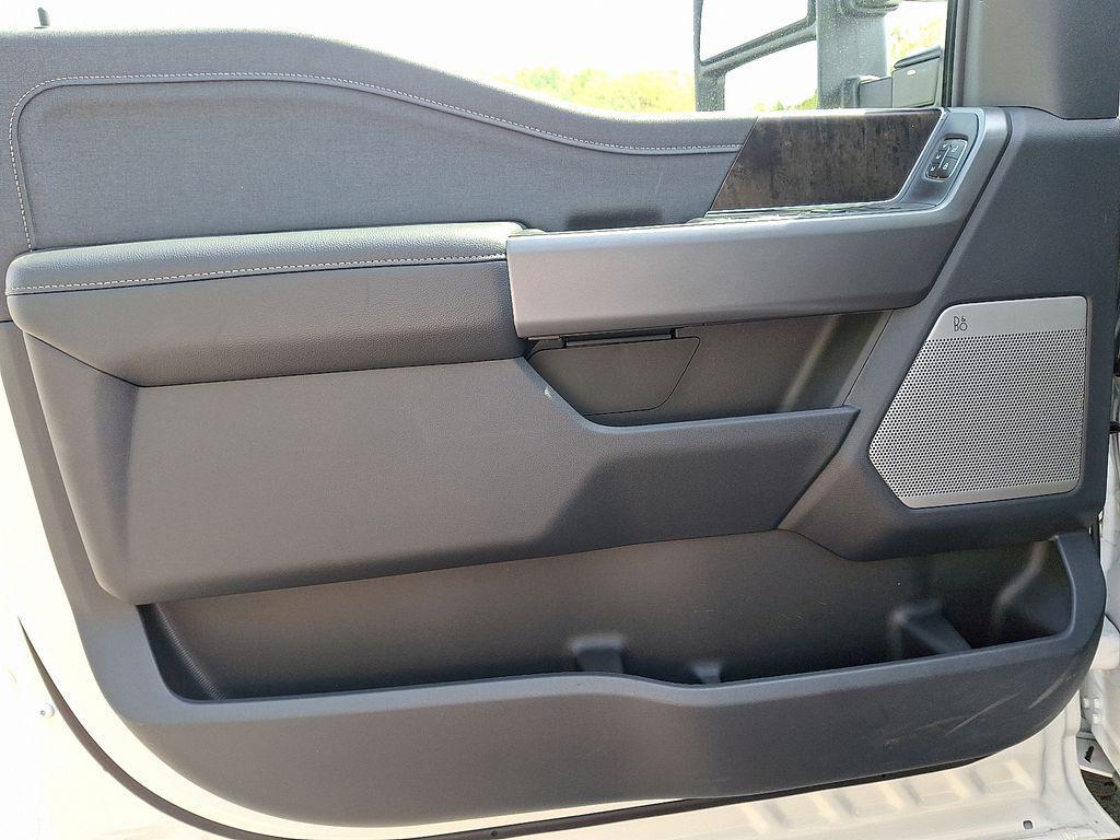 new 2025 Ford F-250 car, priced at $87,500