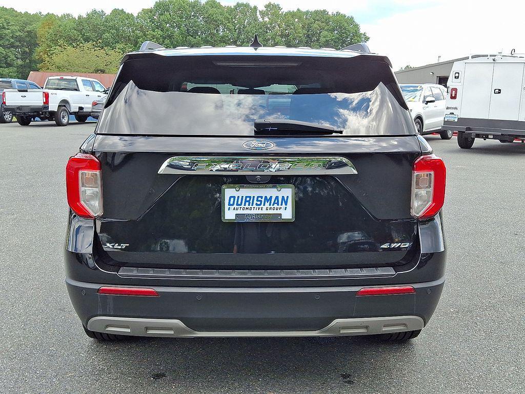 used 2022 Ford Explorer car, priced at $28,000