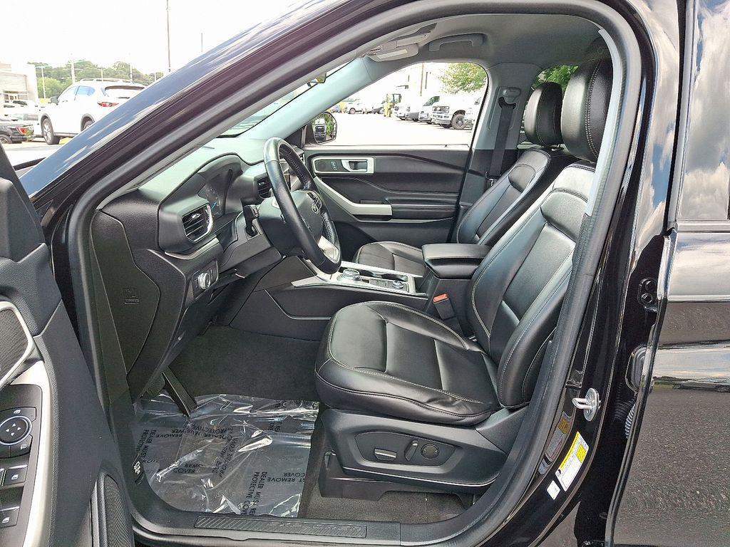 used 2022 Ford Explorer car, priced at $28,000