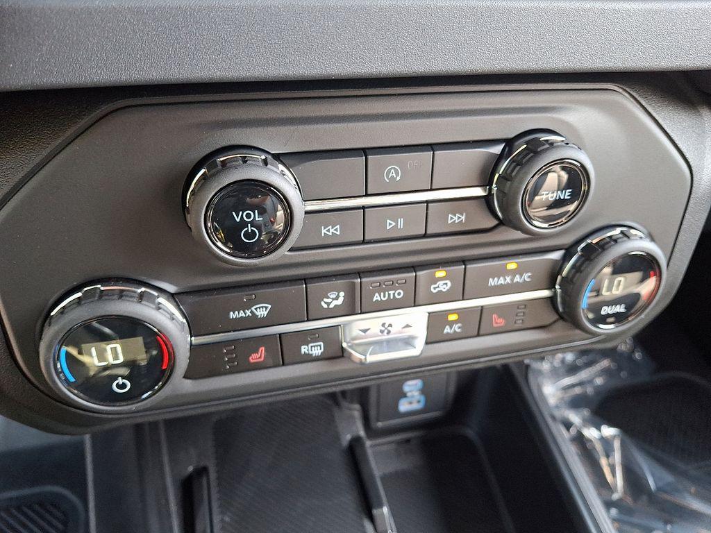 new 2025 Ford Bronco car, priced at $46,000