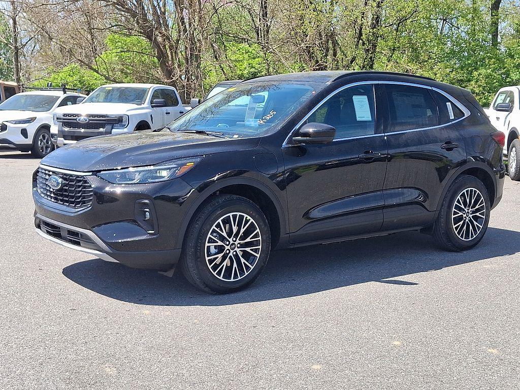 new 2025 Ford Escape PHEV car, priced at $37,000