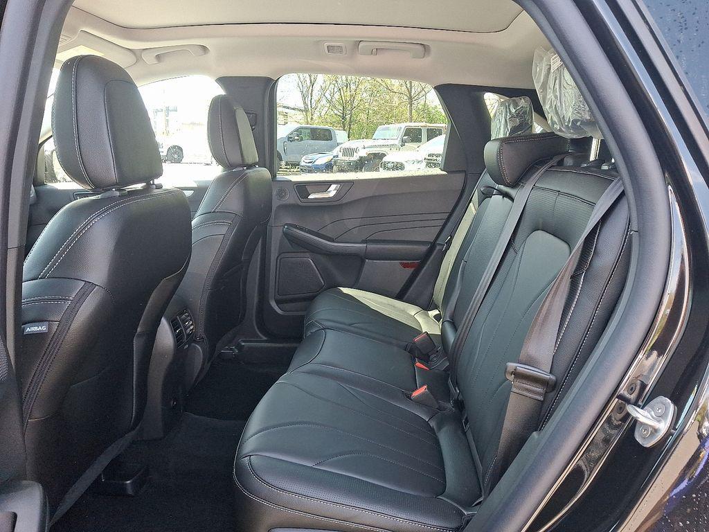 new 2025 Ford Escape PHEV car, priced at $37,000