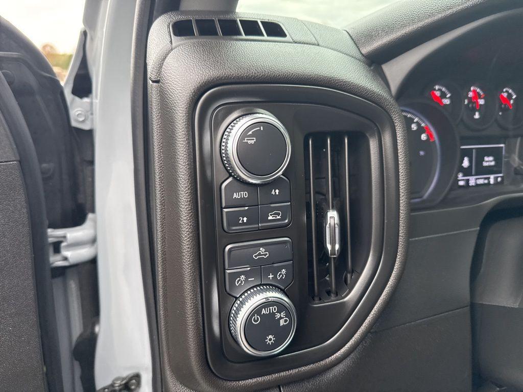 used 2025 GMC Sierra 1500 car, priced at $42,000