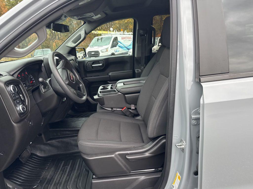 used 2025 GMC Sierra 1500 car, priced at $42,000