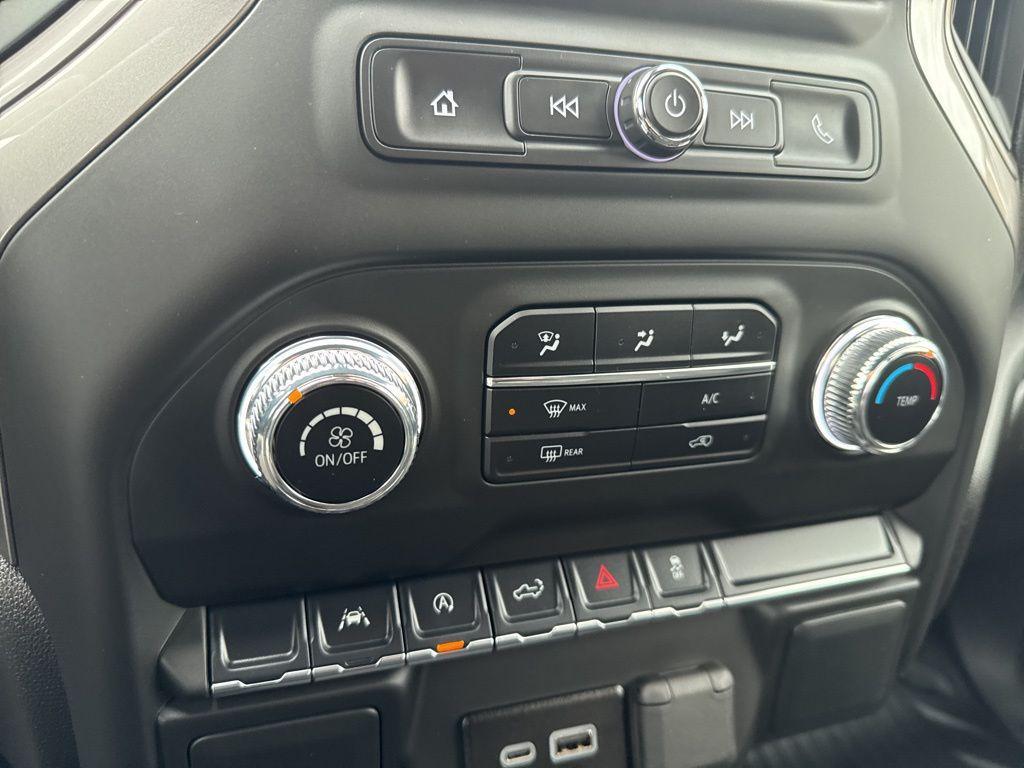 used 2025 GMC Sierra 1500 car, priced at $42,000