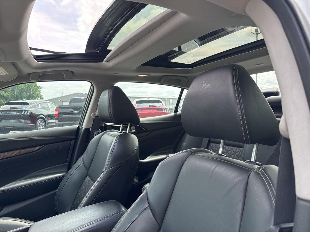 used 2016 Nissan Maxima car, priced at $16,000