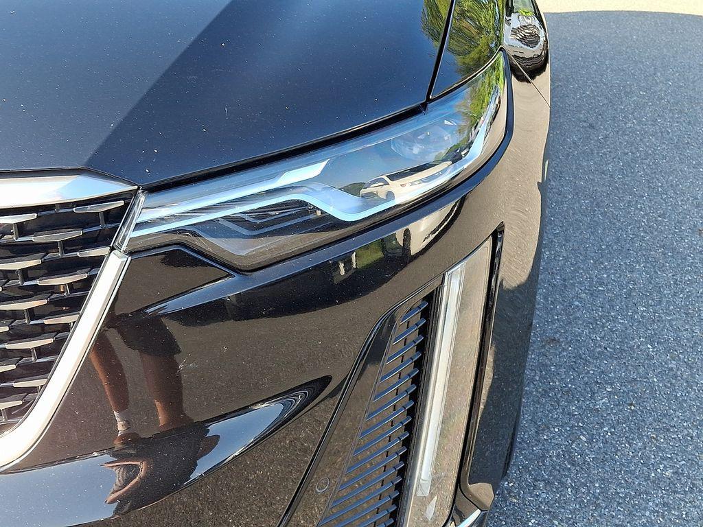 used 2020 Cadillac XT6 car, priced at $28,000