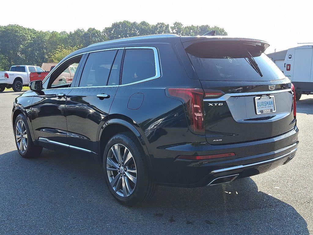 used 2020 Cadillac XT6 car, priced at $28,000