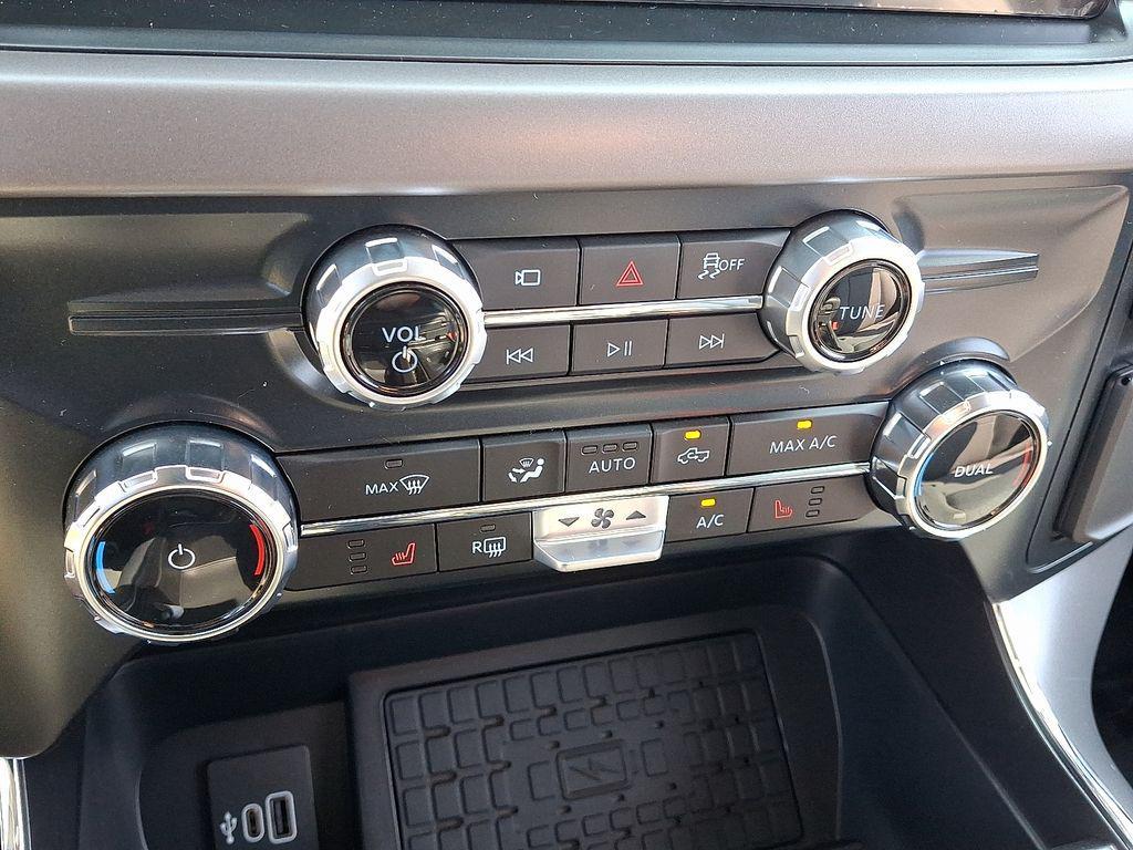 new 2025 Ford F-150 car, priced at $62,000