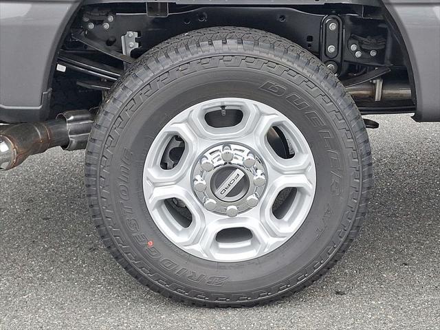 new 2025 Ford F-250 car, priced at $66,500