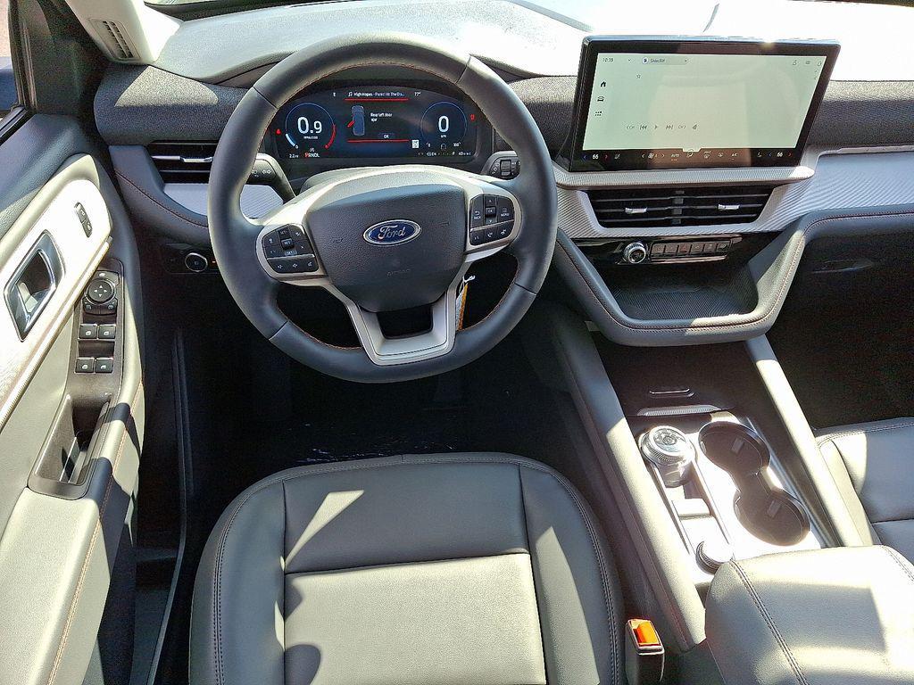 new 2025 Ford Explorer car, priced at $45,300