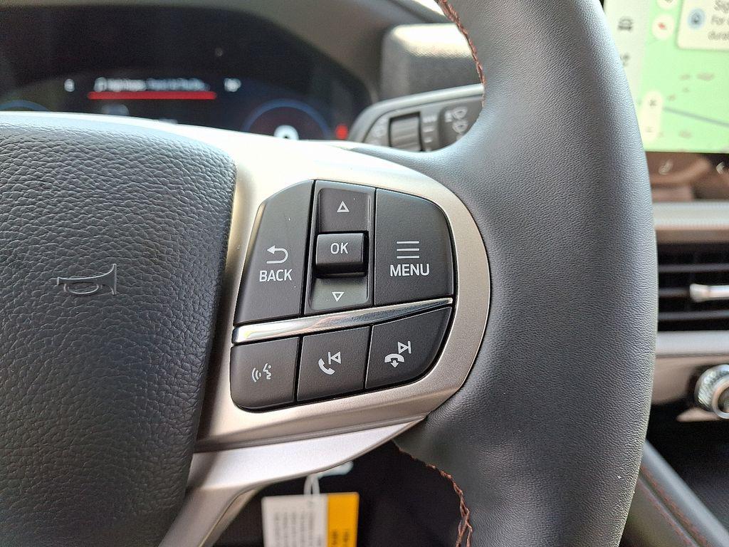 new 2025 Ford Explorer car, priced at $45,300