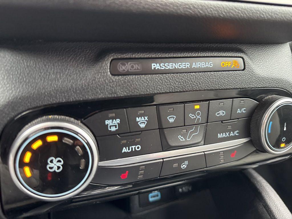 used 2022 Ford Escape car, priced at $19,000
