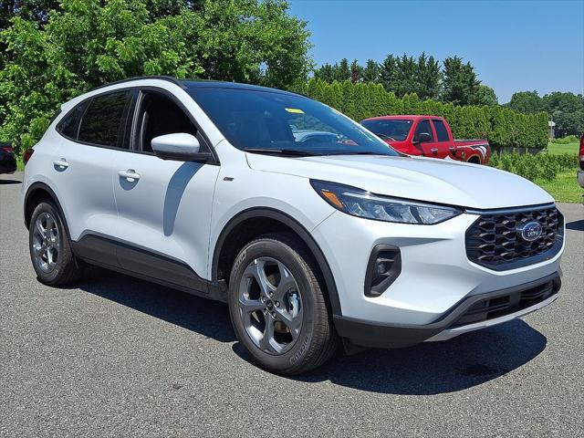 new 2025 Ford Escape car, priced at $35,500