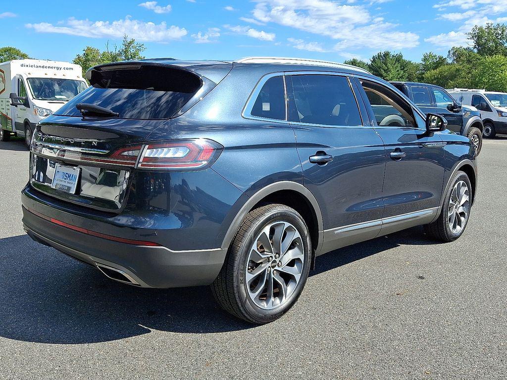 used 2022 Lincoln Nautilus car, priced at $28,000