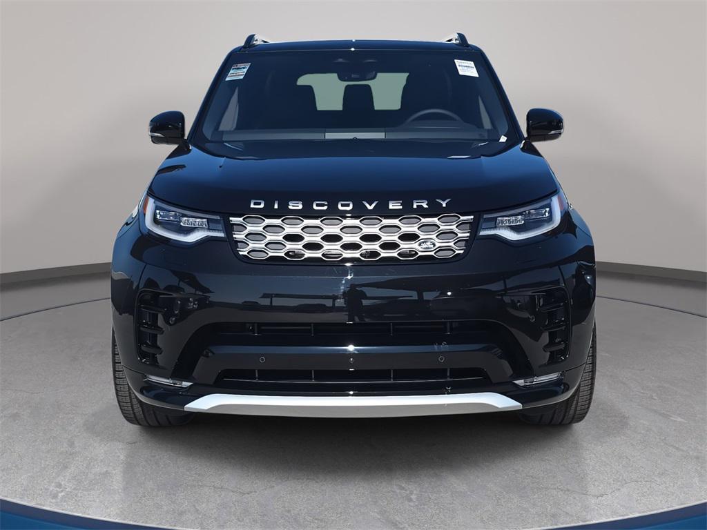 new 2026 Land Rover Discovery car, priced at $76,726