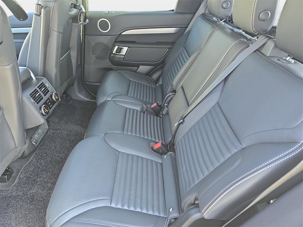 new 2026 Land Rover Discovery car, priced at $76,726