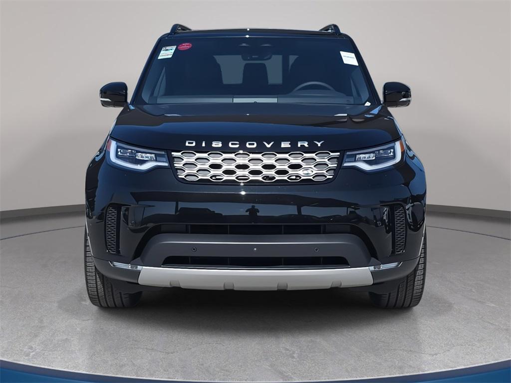 new 2025 Land Rover Discovery car, priced at $68,493