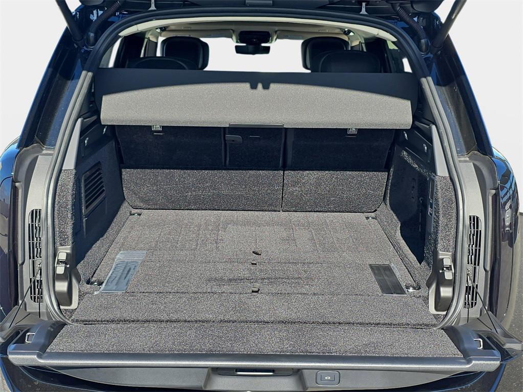 new 2025 Land Rover Range Rover car, priced at $190,555